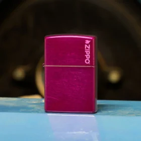 Classic Şekerli Ahududu Zippo Logosu